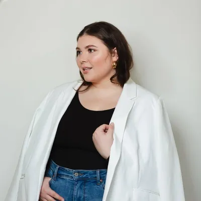 LIZ SLOAN profile