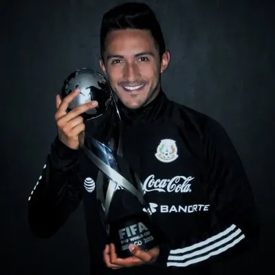 Francisco Flores profile