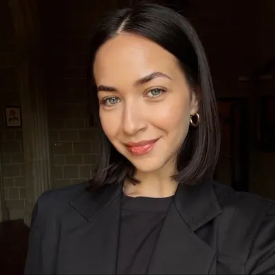 Francesca profile