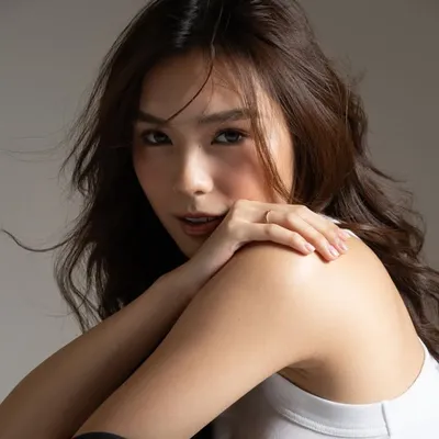 Francine Diaz profile