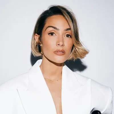 Frankie Bridge profile