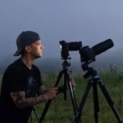 F R A N K L Y _ L I V I N G profile