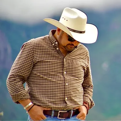 Frank Estrada profile