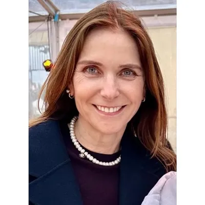 Frédérique Dedet profile