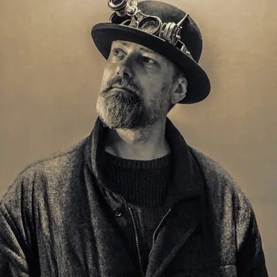 Fred Leeflang profile