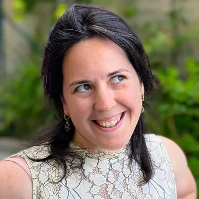 Inès - Rédactrice Hôtellerie profile