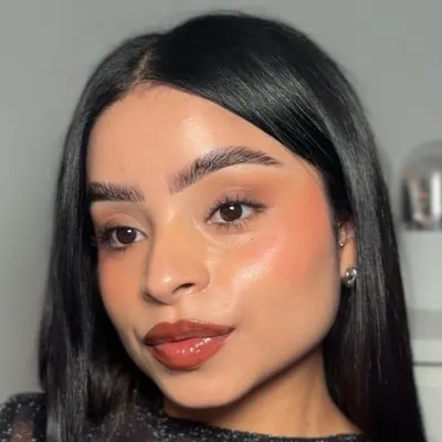 Freisi Montes 🖤 Content Creator & UGC profile