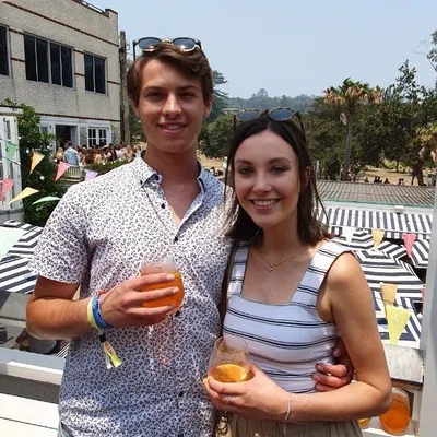 Lara & Matt profile