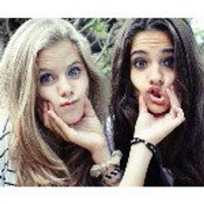 FrηÞzz F◊rÈ√Èr profile