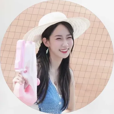 檸檬🍋芳婧/레몬 profile