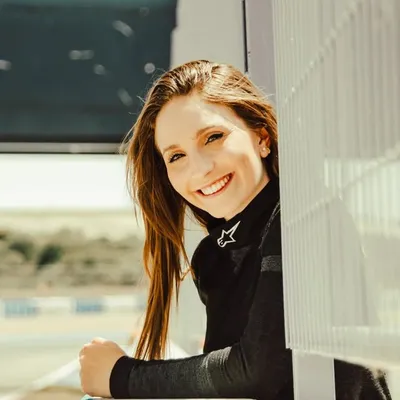Gabriela Correia profile