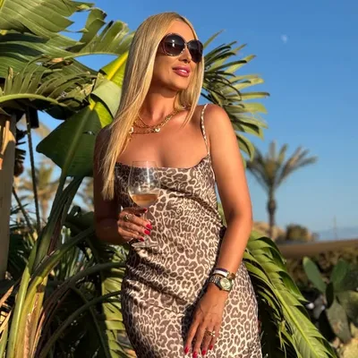 Gabriela Simion profile