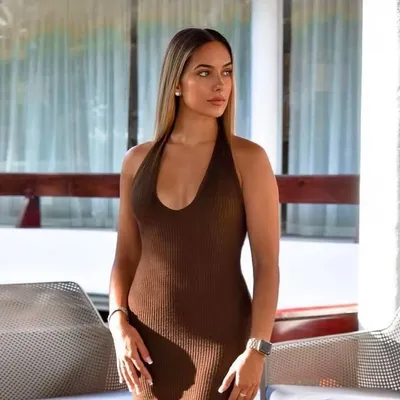 GABRIELA SANTOS profile