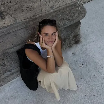GABI GONZALEZ profile
