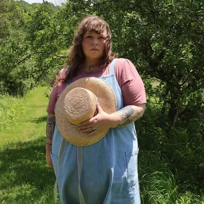 Gabrielle Lisa Collard profile