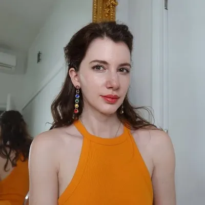 Gabrielle Arruda profile