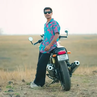 Gajendra Kochra profile