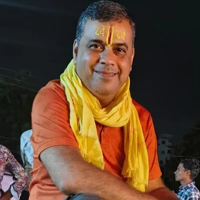 Vijay gajwani profile