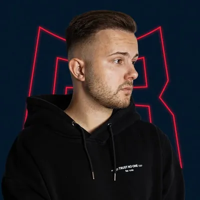 Simon / GamerBrother profile