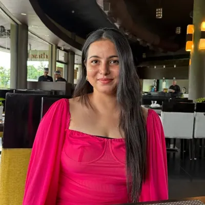 Garima Chauhan ♡ profile