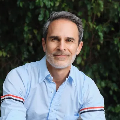 Gary Janetti profile