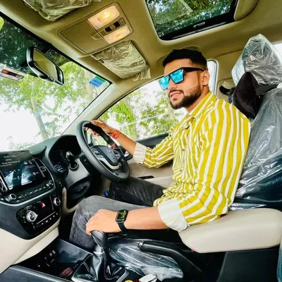 गौरव यदुवंशी 👑 profile