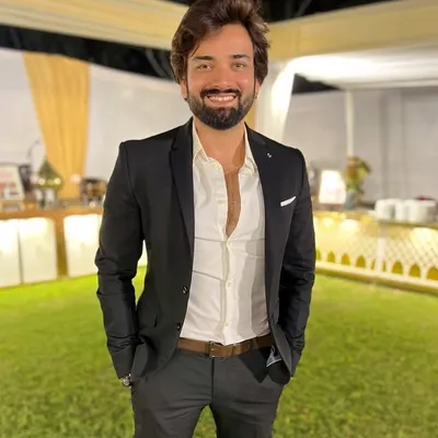 Gauravv Mukesh
