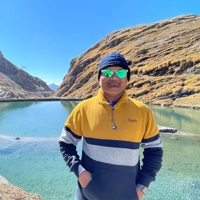 Gautam Vishwakarma🔵 profile