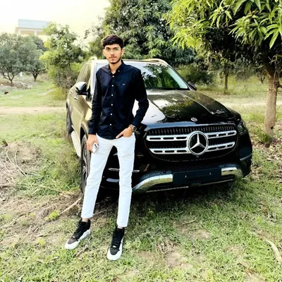GAUTAM SAVALIYA 🖤 profile