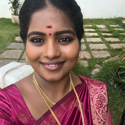 Sri Gayathri Raja profile