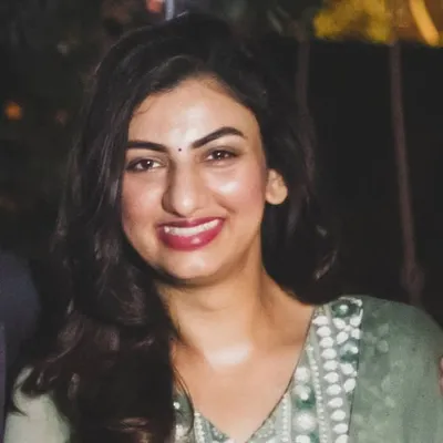 Gayatri Peshawaria profile