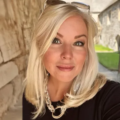 Gaynor Bowman profile