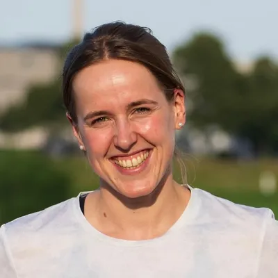 Anna Gehring profile