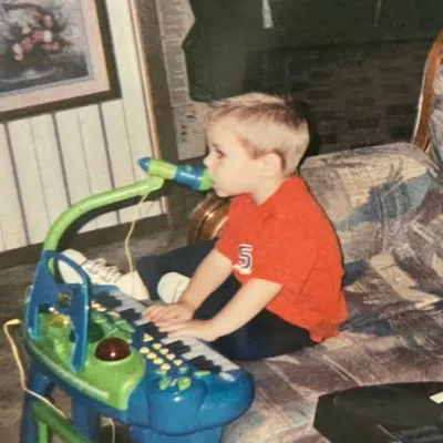 GENTRY NEEDHAM profile