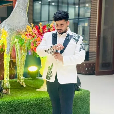 Hritik__ jha profile