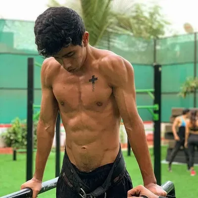 Jerry Pinto profile