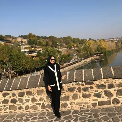 KÜBRA YAŞAR profile