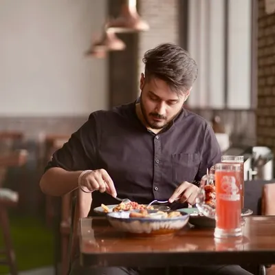GHAR DI RASOI - Manoj Kumar