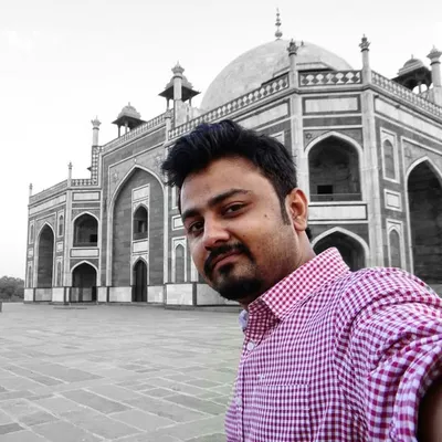 Mukesh Jha (El Analfabeto) profile