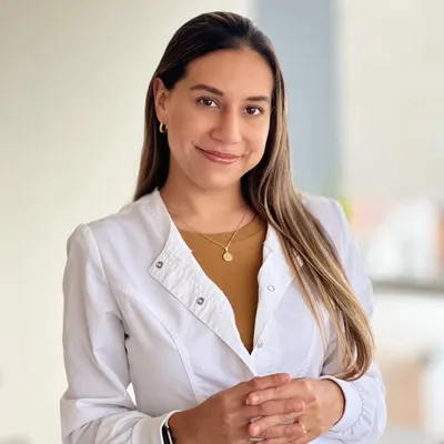 Dra. Gianina Romero profile
