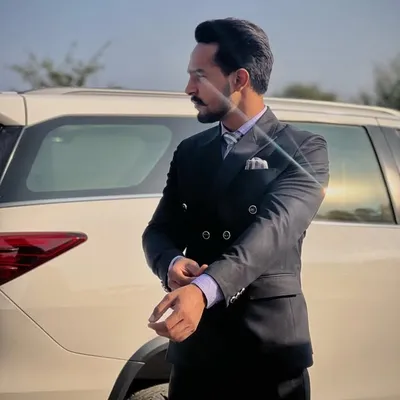 Łove Preet profile