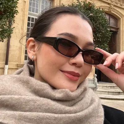 Gina Phillips profile