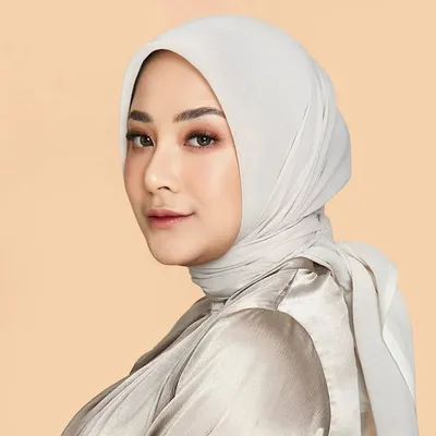 dr. Gina Meidina Putri profile