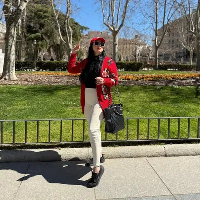 Gina Velazquez profile