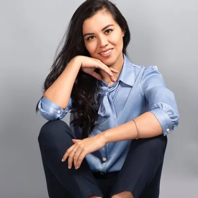 Dra. Erika Valencia | Gineco - Obstetra profile