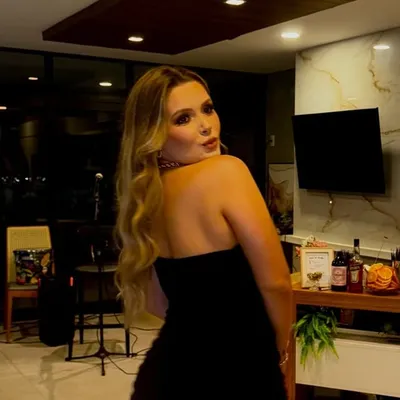 giovana demtschinski profile