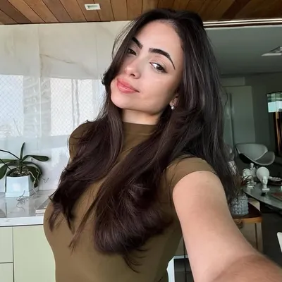 Giovana Nepomuceno profile