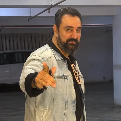 Gireesh Sahdev profile