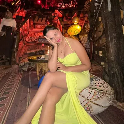 Anushka Sinha profile