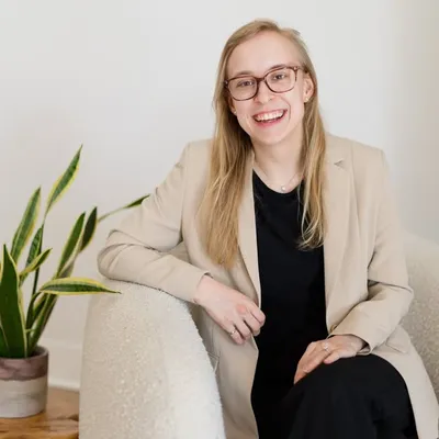 Marie - Girl Knows Tech